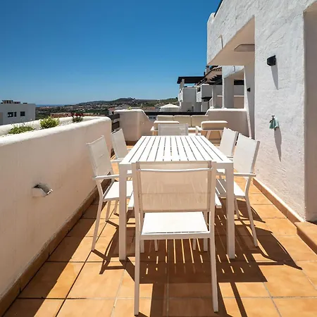 Lotus 2341 Golf & Swimming Pool Apartment *