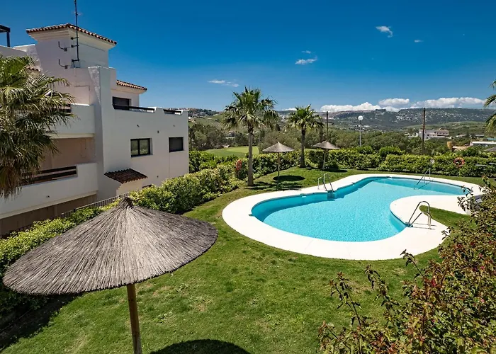 Lotus 2341 Golf & Swimming Pool דירה